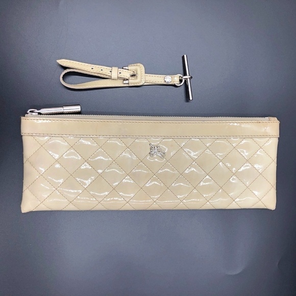 Burberry Patent Quilted Leather Wristlet Clutch - Picture 2 of 8